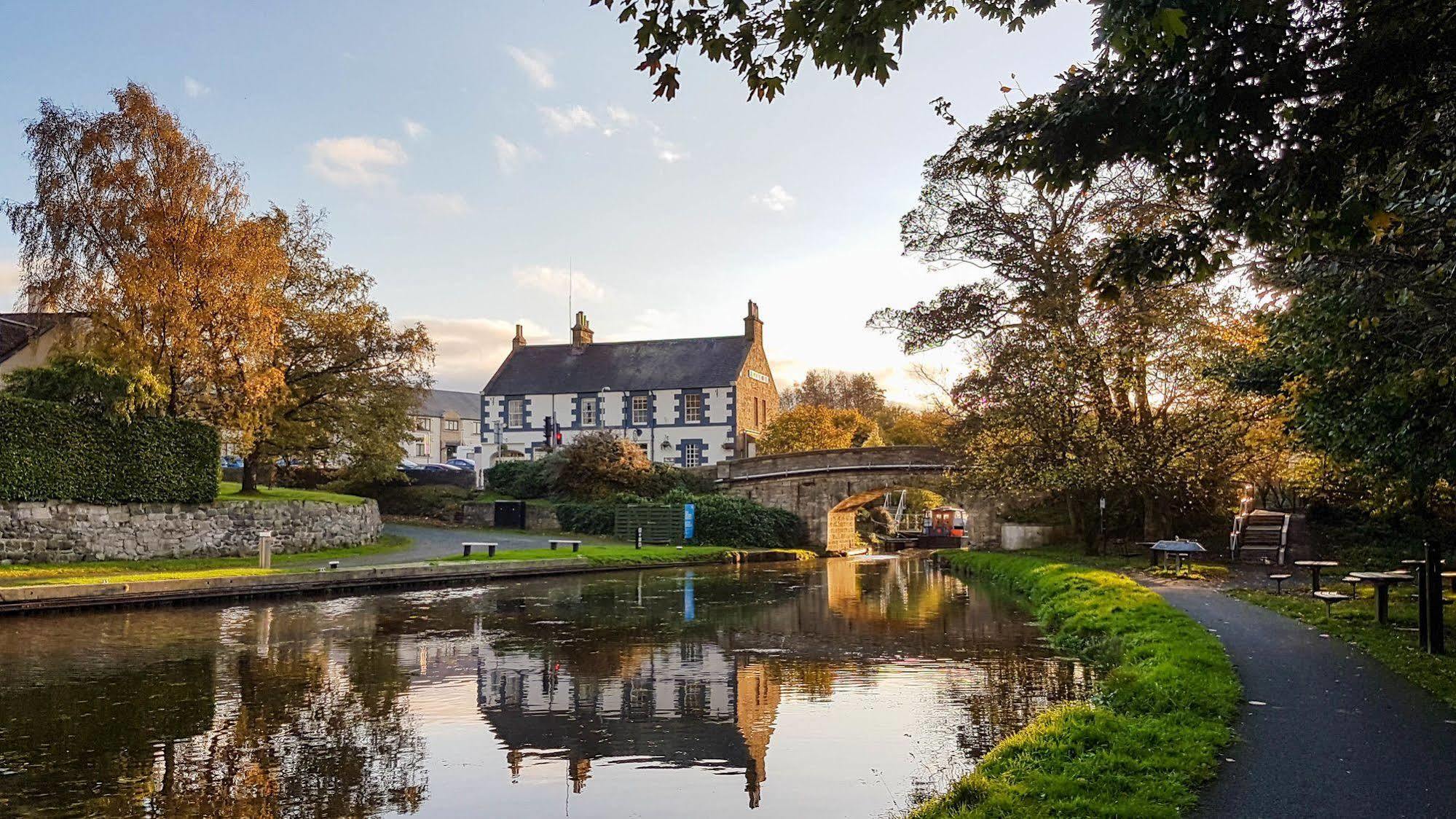 The Bridge Inn Ratho Экстерьер фото