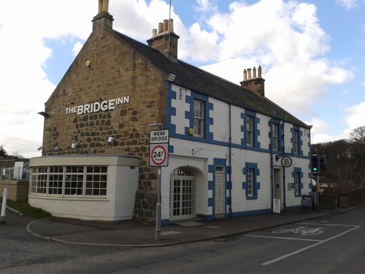 The Bridge Inn Ratho Экстерьер фото